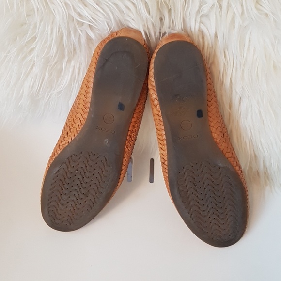 SOLD!! Geox Respira Camel Woven Leather Flats - Picture 8 of 8